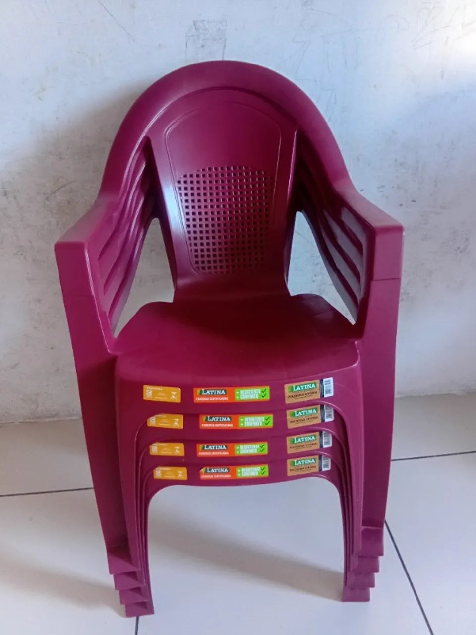 Poltrona de plástico resistente  - Foto 2