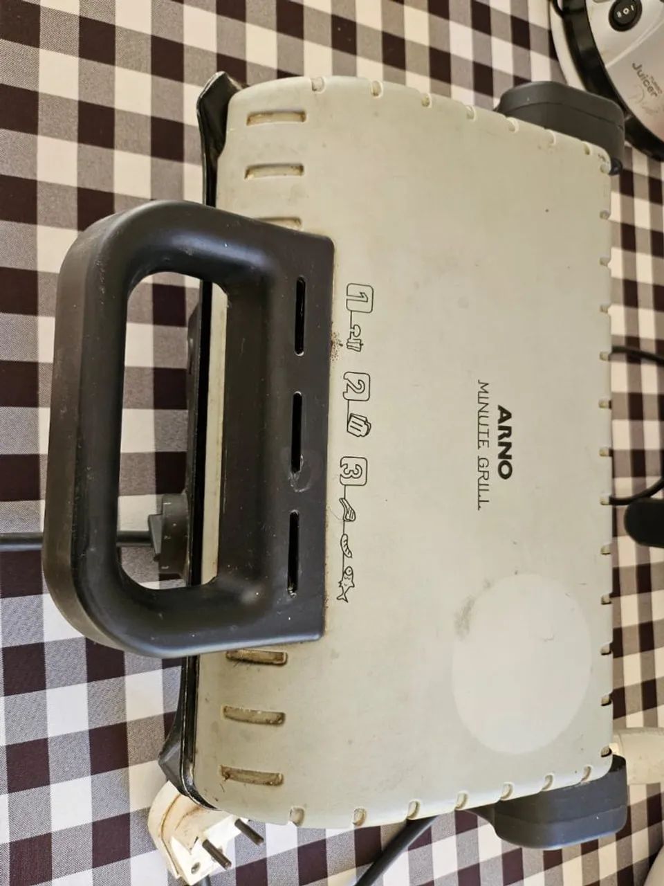 Grill eletrica