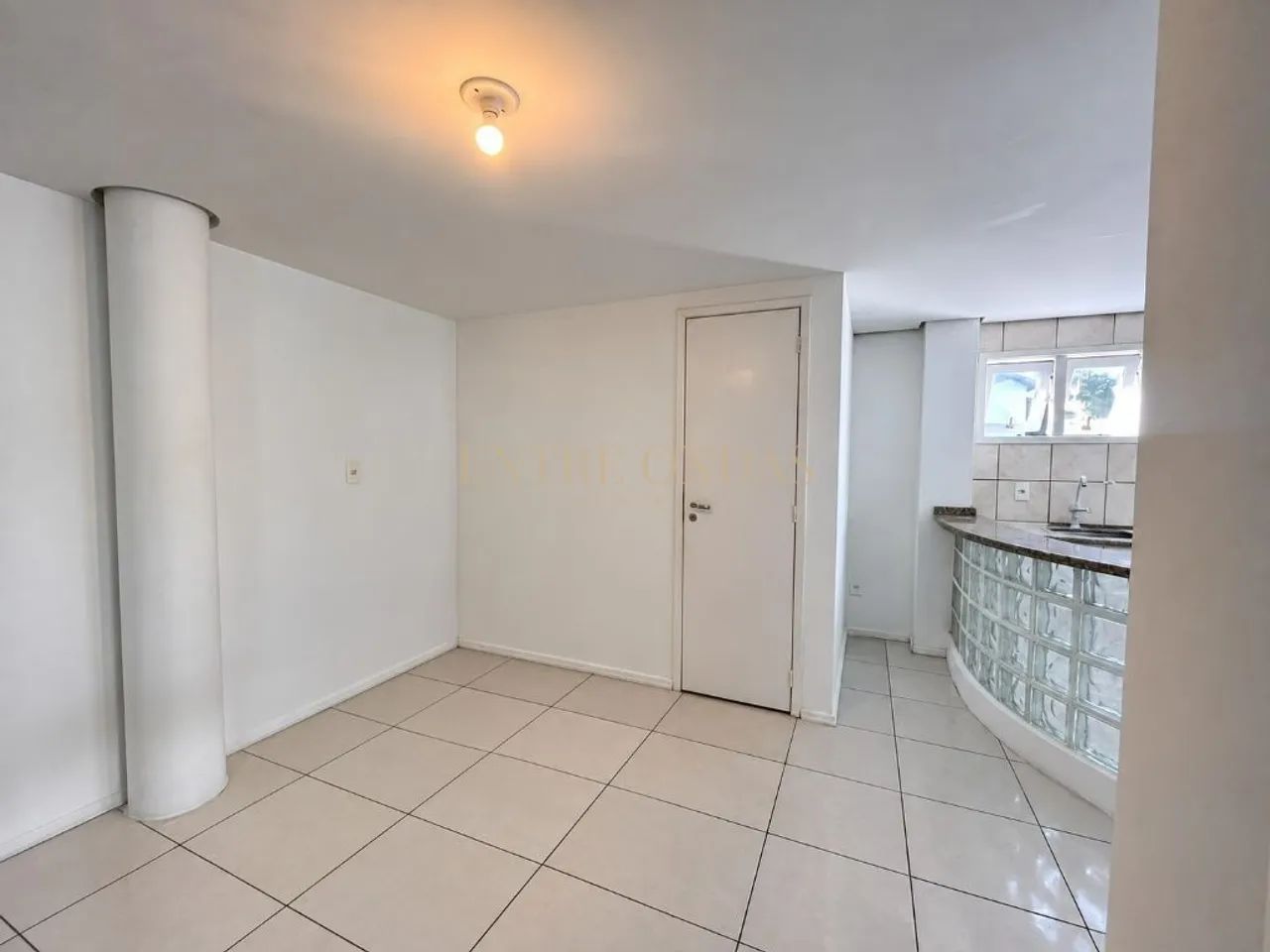 Apartamento com 1 quarto no bairro Capoeiras, Florian ópolis. - Foto 4