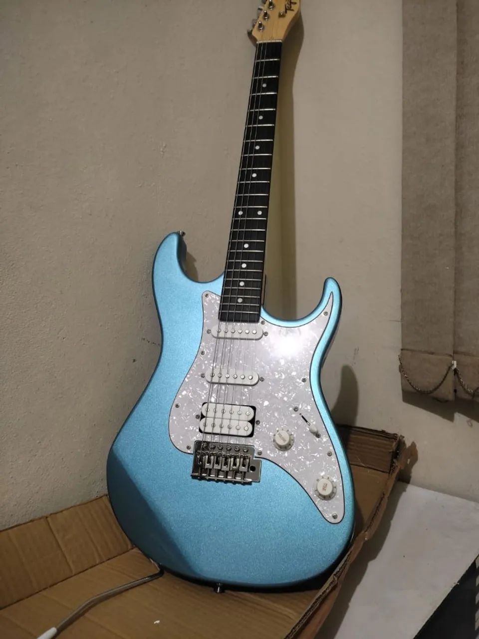 Guitarra T520 TAGIMA NOVA - Foto 4