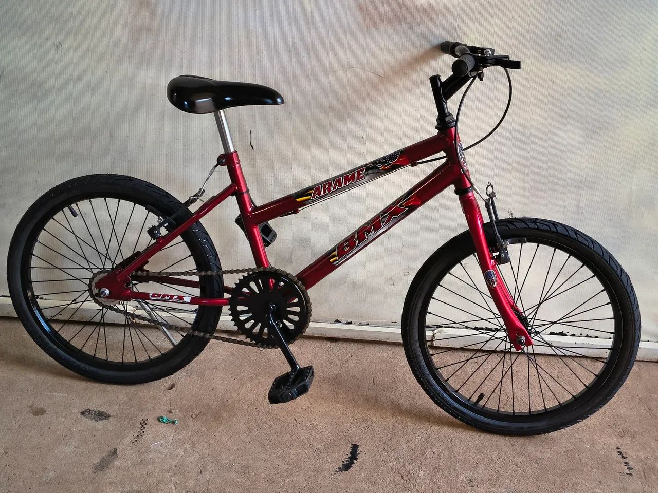 Bicicleta infantil aro 20 - Foto 4