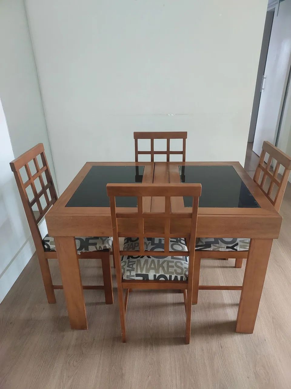 EXTENDABLE DINING TABLE65163274069634121