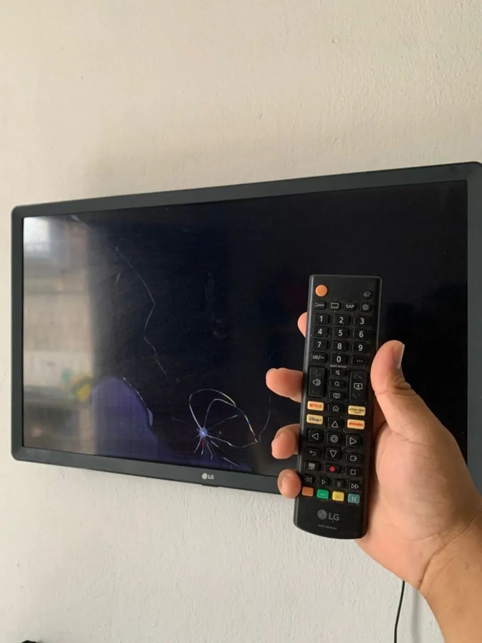 VENDE-SE SMARTV LG 32 POLEGADAS para concerto