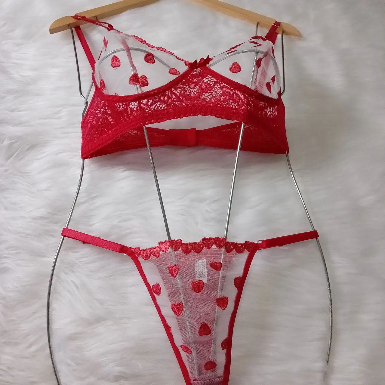Conjunto lingerie em tule bordado e renda  - Foto 3