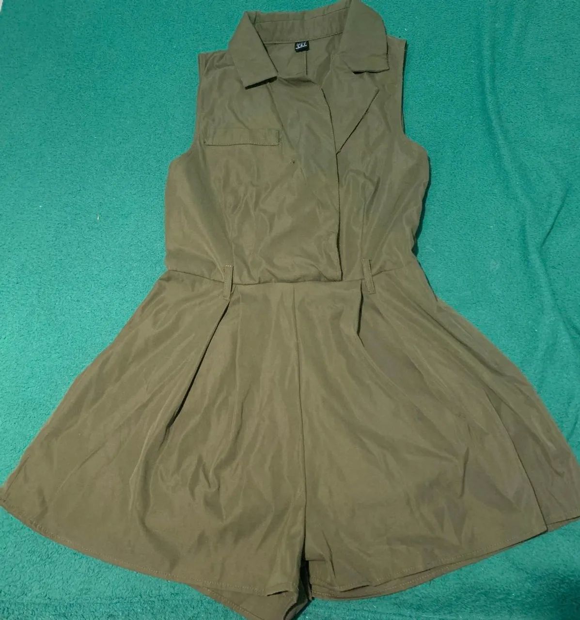 Macacão verde militar