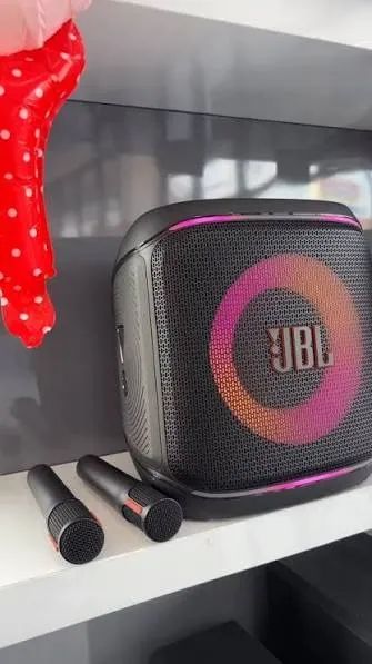 JBL Partybox Encore 2 com microfone 