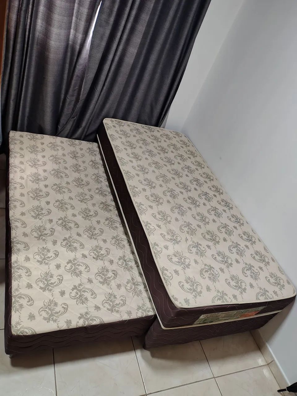 Cama box solteiro com cama auxiliar 