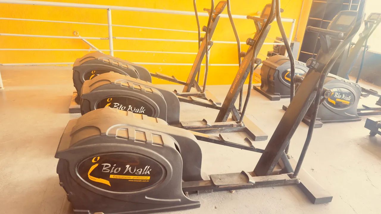 Elíptico de Academia Profissional  - Foto 2