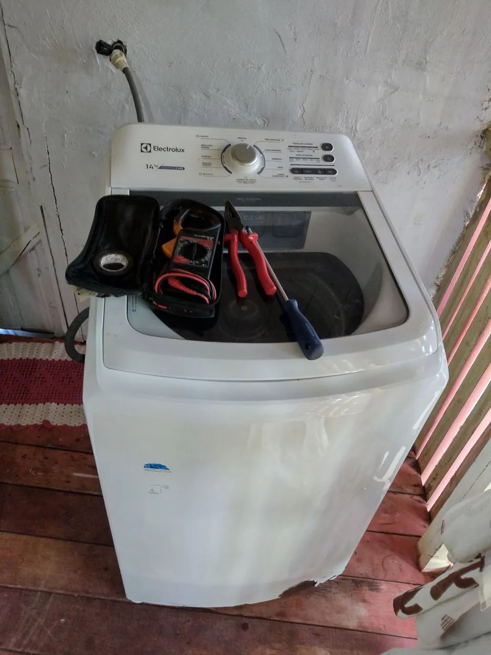 Consertamos geladeiras freezer bebedouros máquina de lavar e ar condicionado split... - Foto 4
