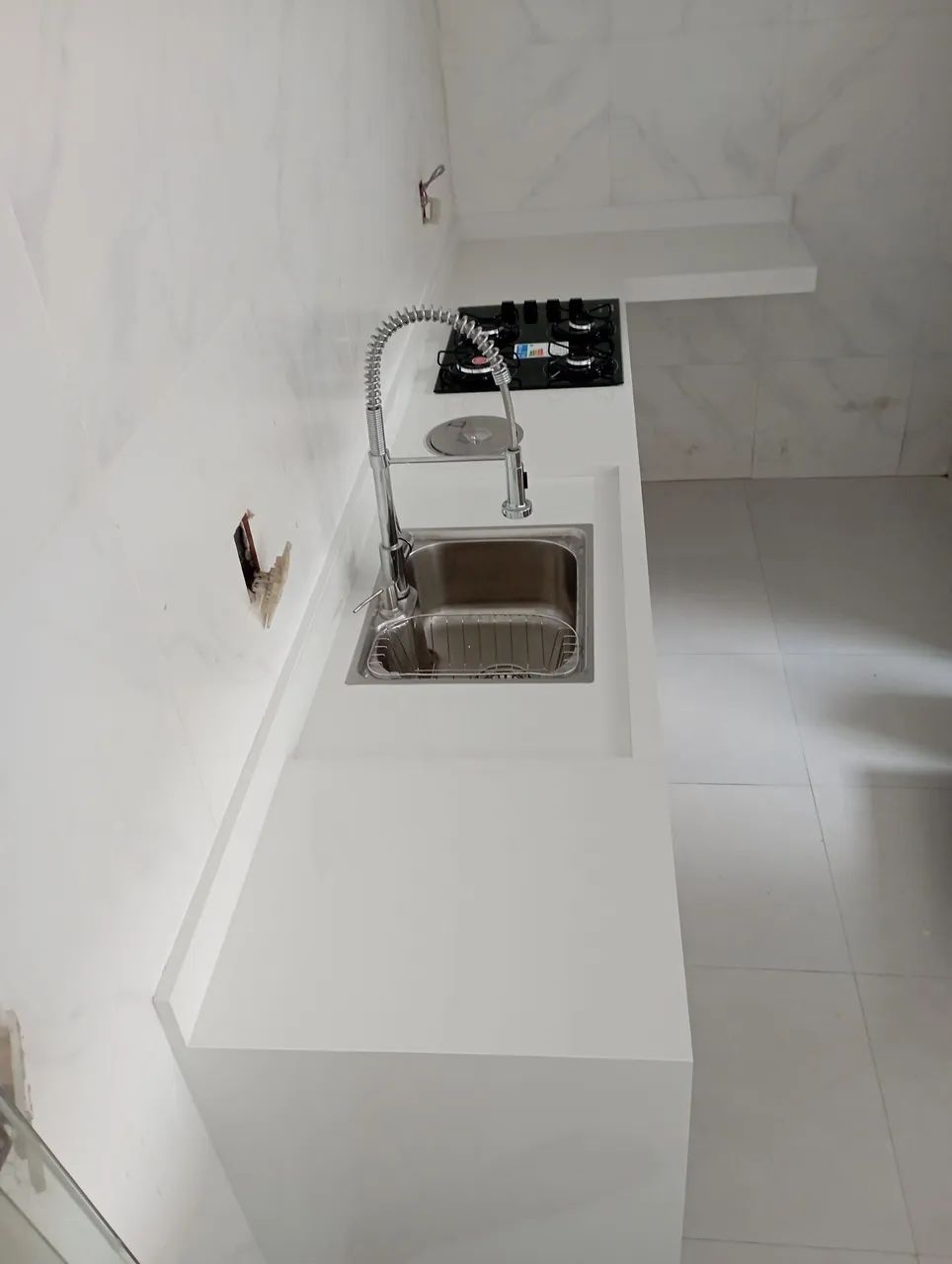 Pias e ninhos de porcelanato. - Foto 2