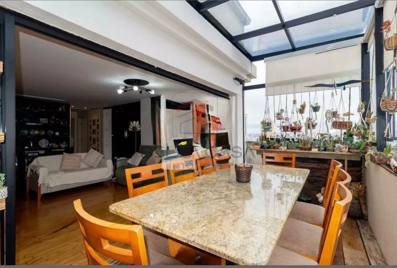 Cobertura a venda Mooca - com 140 m² e piscina privativa