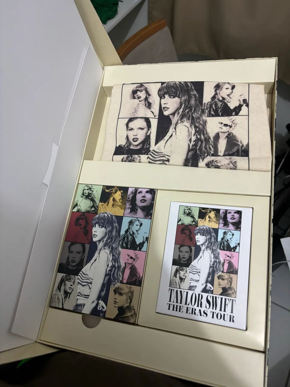 Taylor Swift VIP Box Perfeito The Eras Tour - Antiguidades - Santa