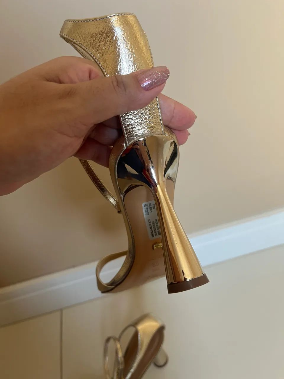 VENDO SANDÁLIA AREZZO - Foto 4
