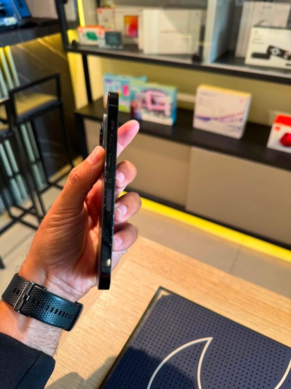 IPHONE 14 PRO - Foto 2