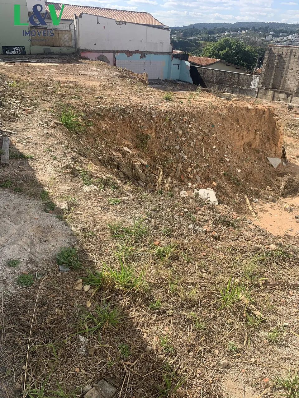 Terreno na avenida principal de Vinhedo - Foto 2