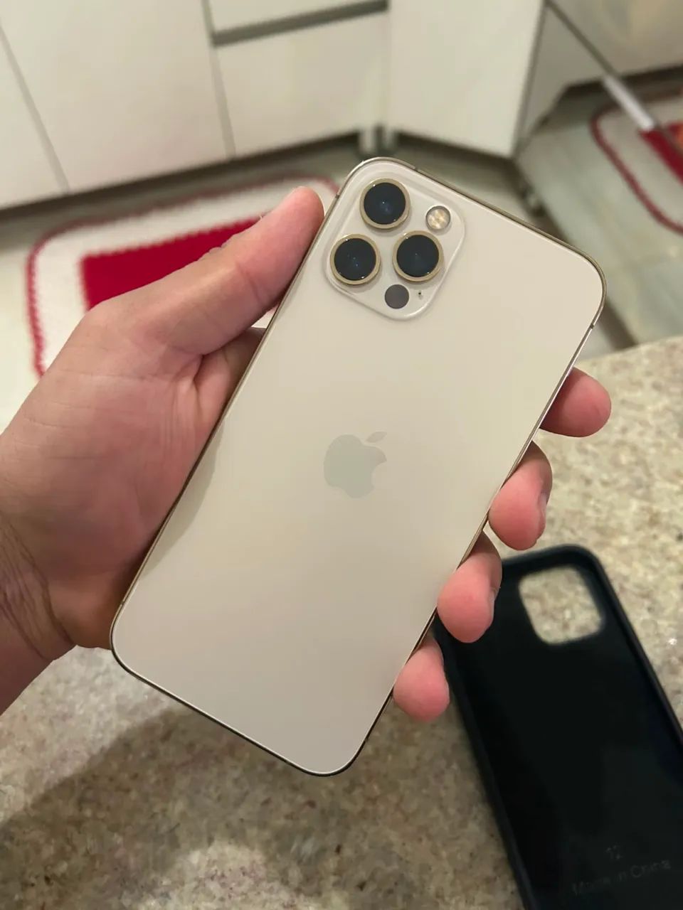 ? iPhone 12 Pro 256GB - Nunca Aberto | Excelente Oportunidade - Foto 2