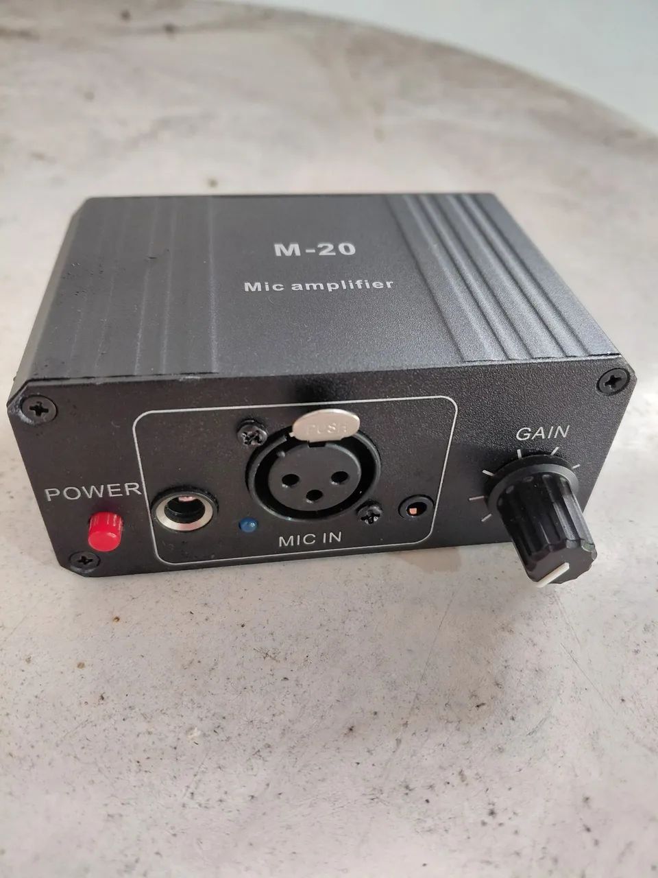 Preamplificador de microfone e linha M20 portátil com 48v