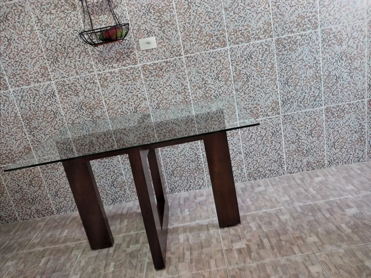 Mesa de janta de vidro grosso  - Foto 3