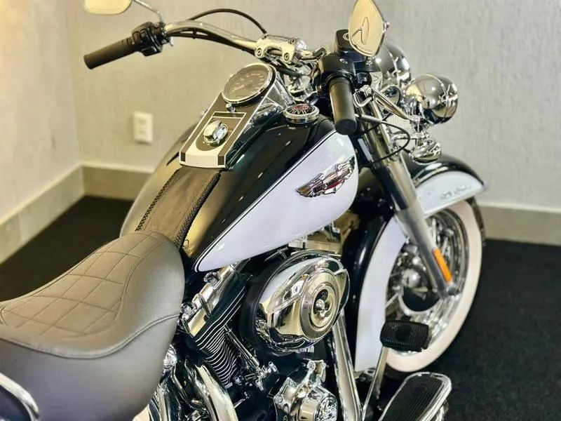 HARLEY-DAVIDSON FLSTN 2008 - Foto 5