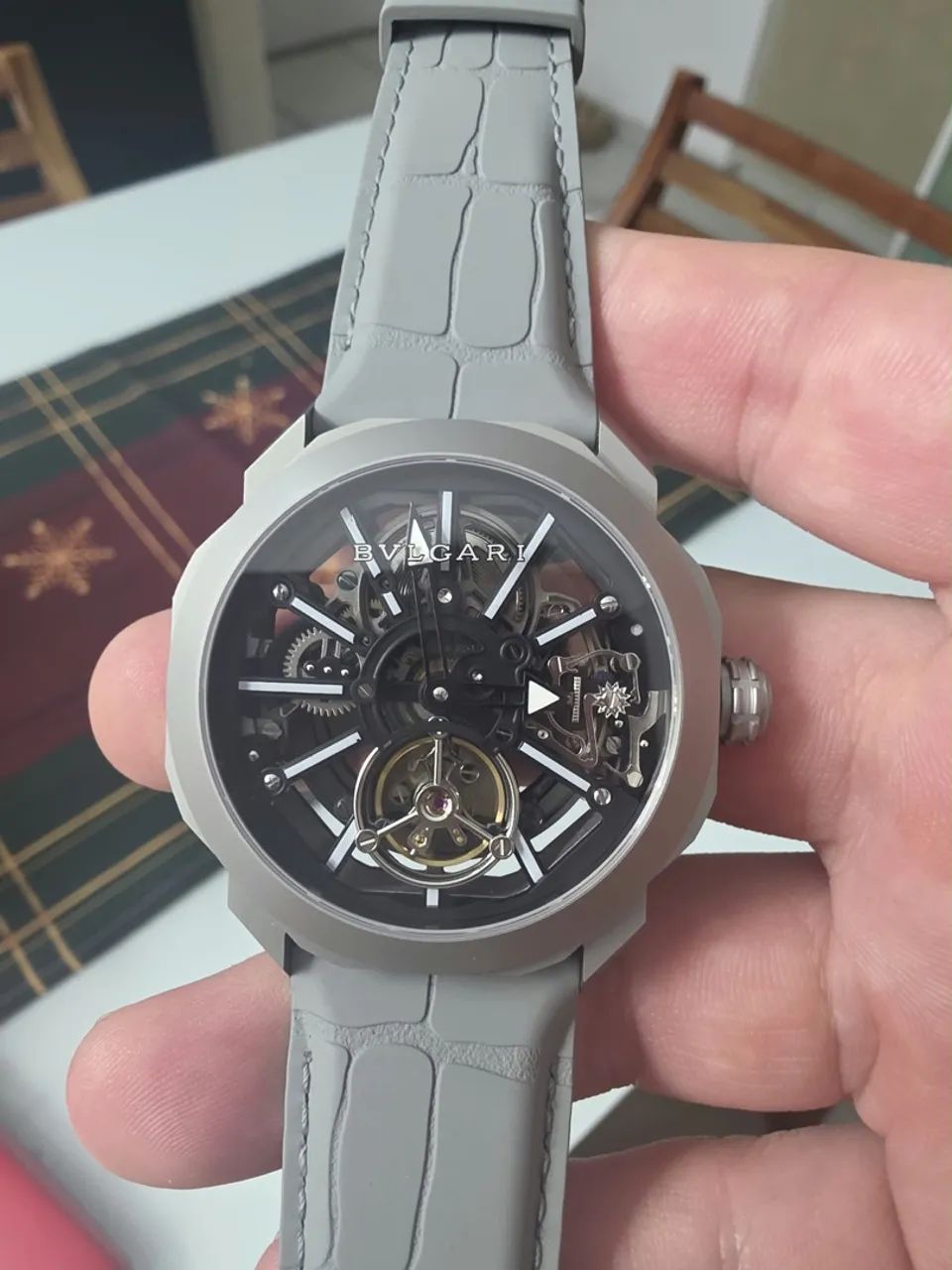 Relógio Bvgari octo Roma Skeleton automatico base ETA - Foto 2
