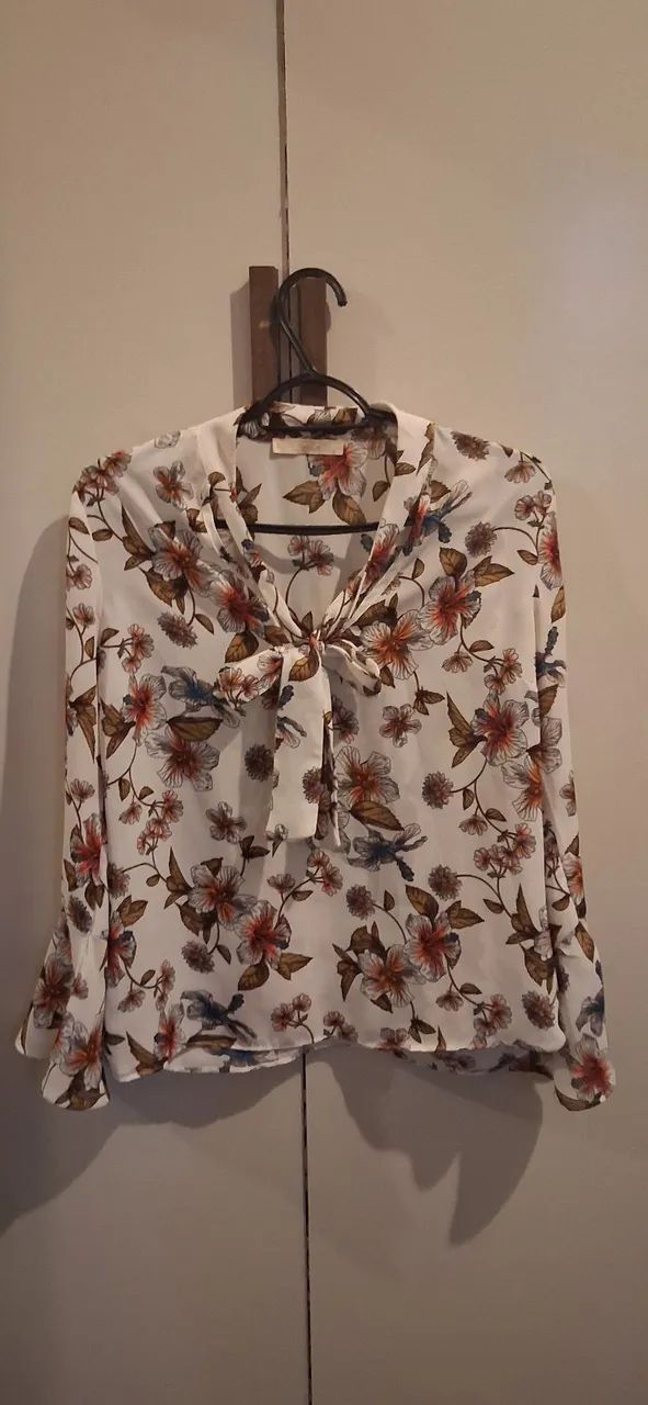 Blusa social florida 