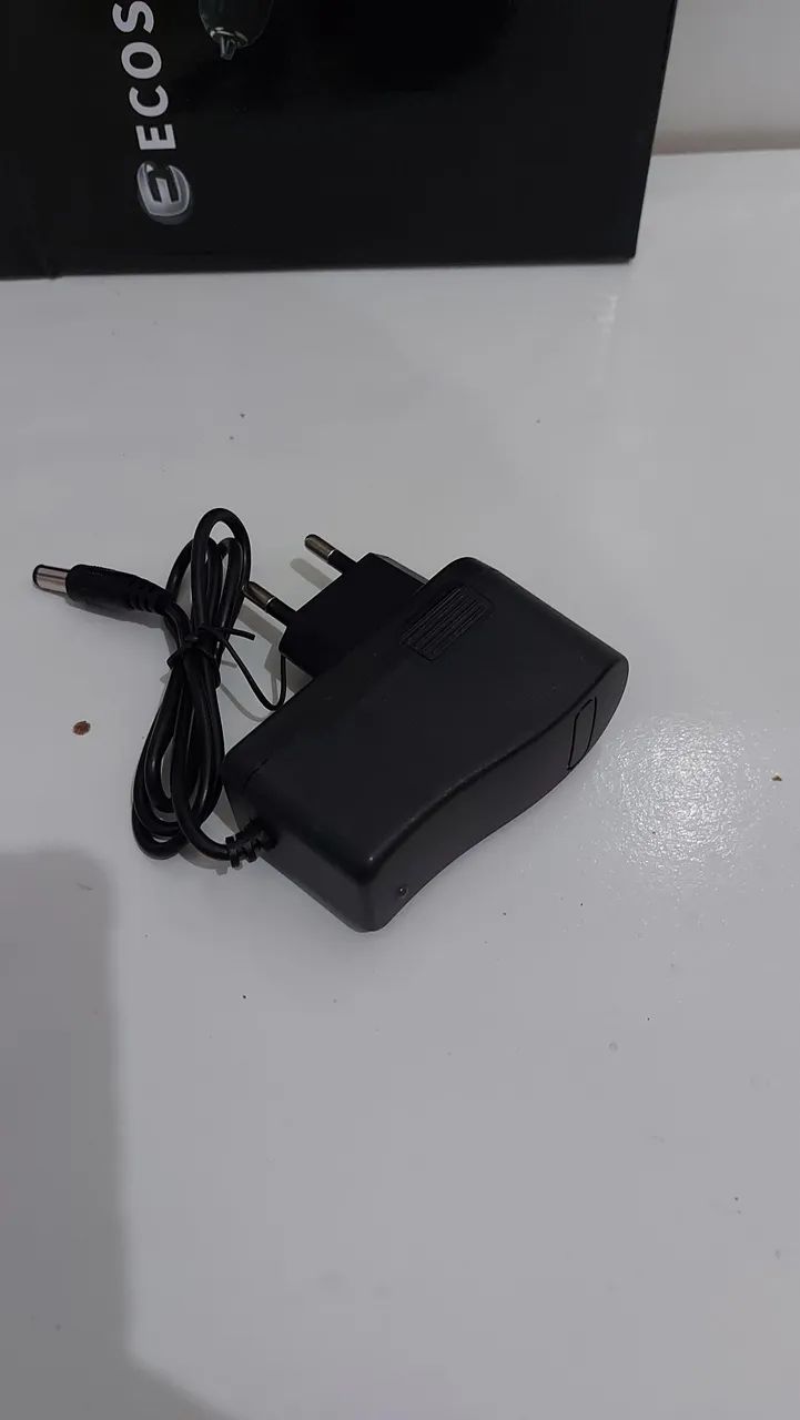 Parafusadeira e furadeira 2 baterias 12 VOLTS  - Foto 3