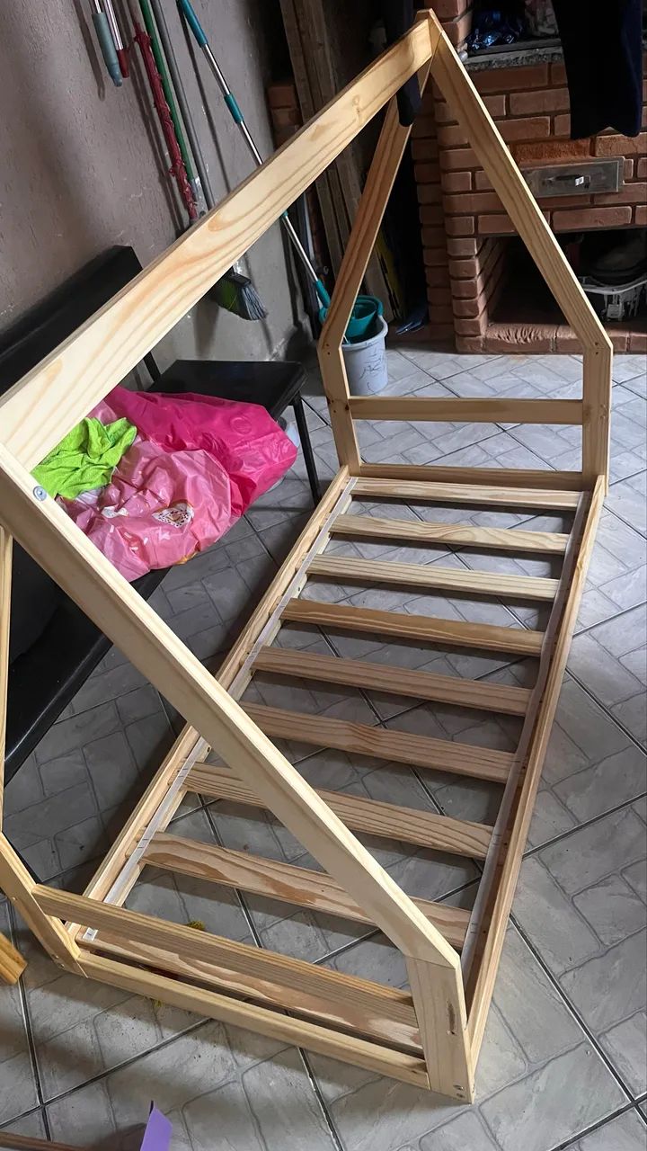 Cama infantil montesoriana