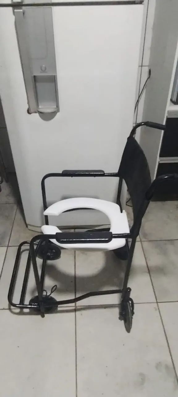 CADEIRA DE BANHO 