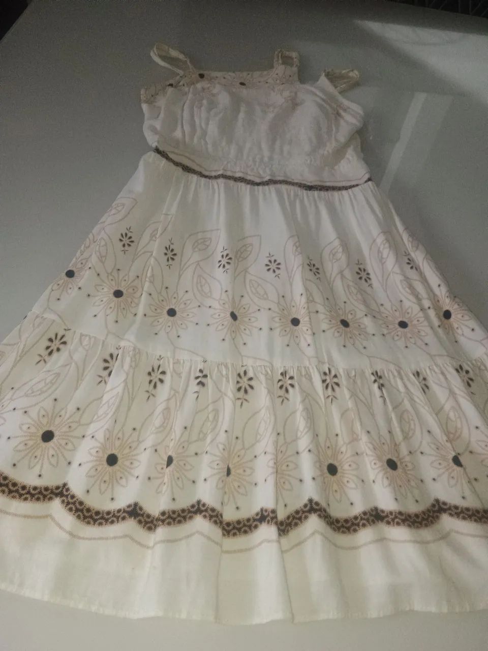 Lindo vestido semi-novo 