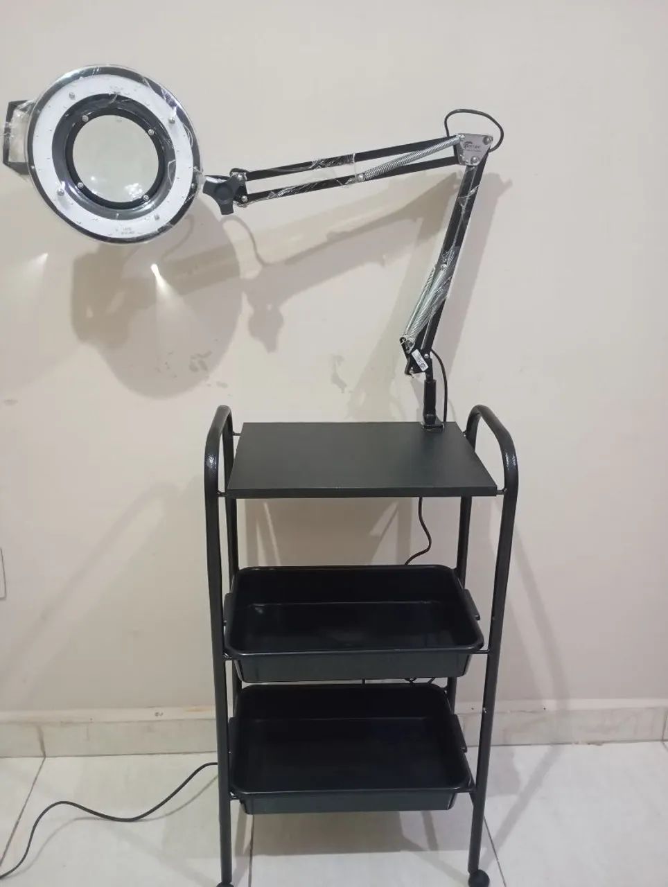 Lupa led luminária+ carrinho auxiliar 