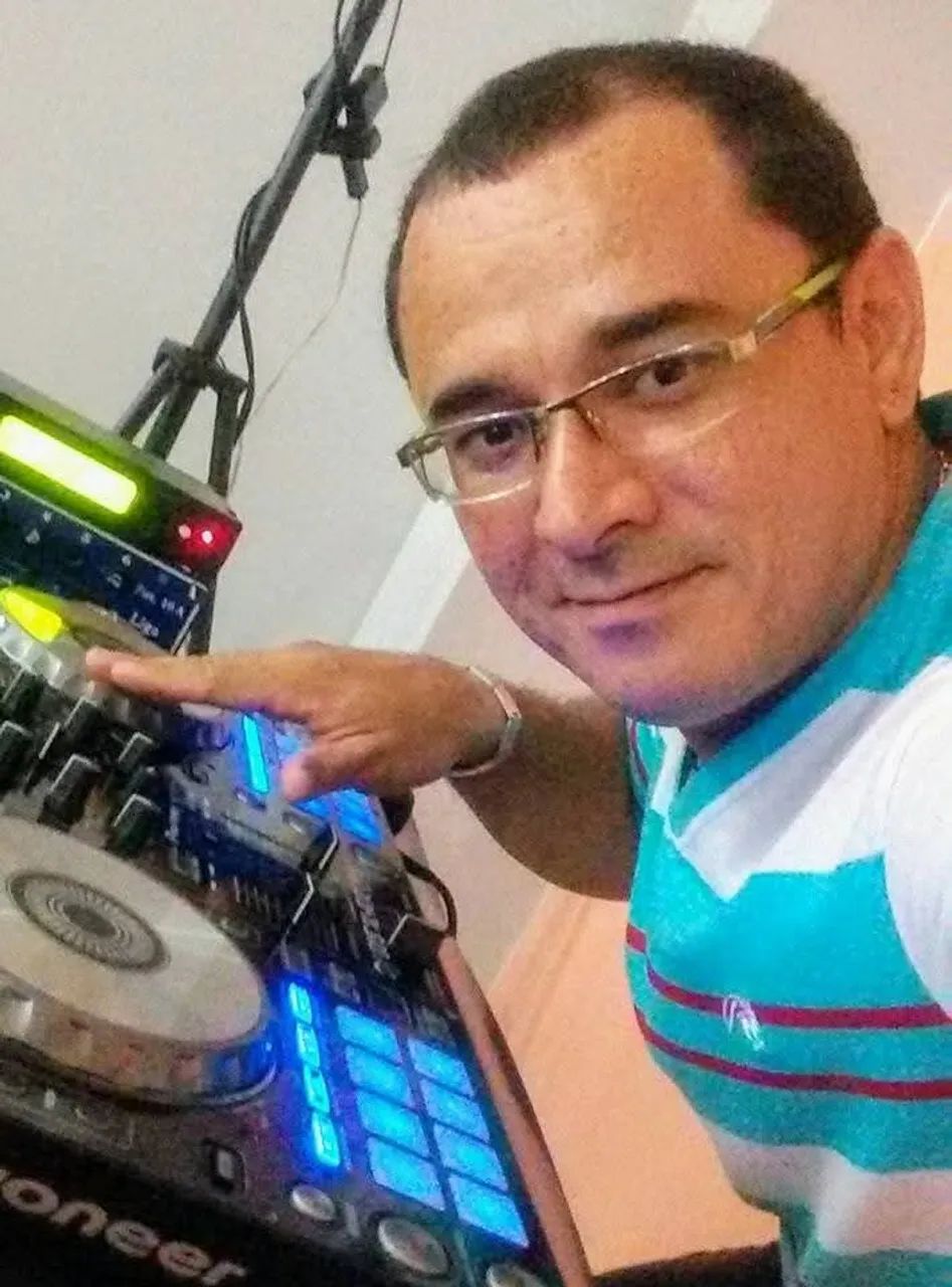 DJ, som e iluminação  - Foto 5