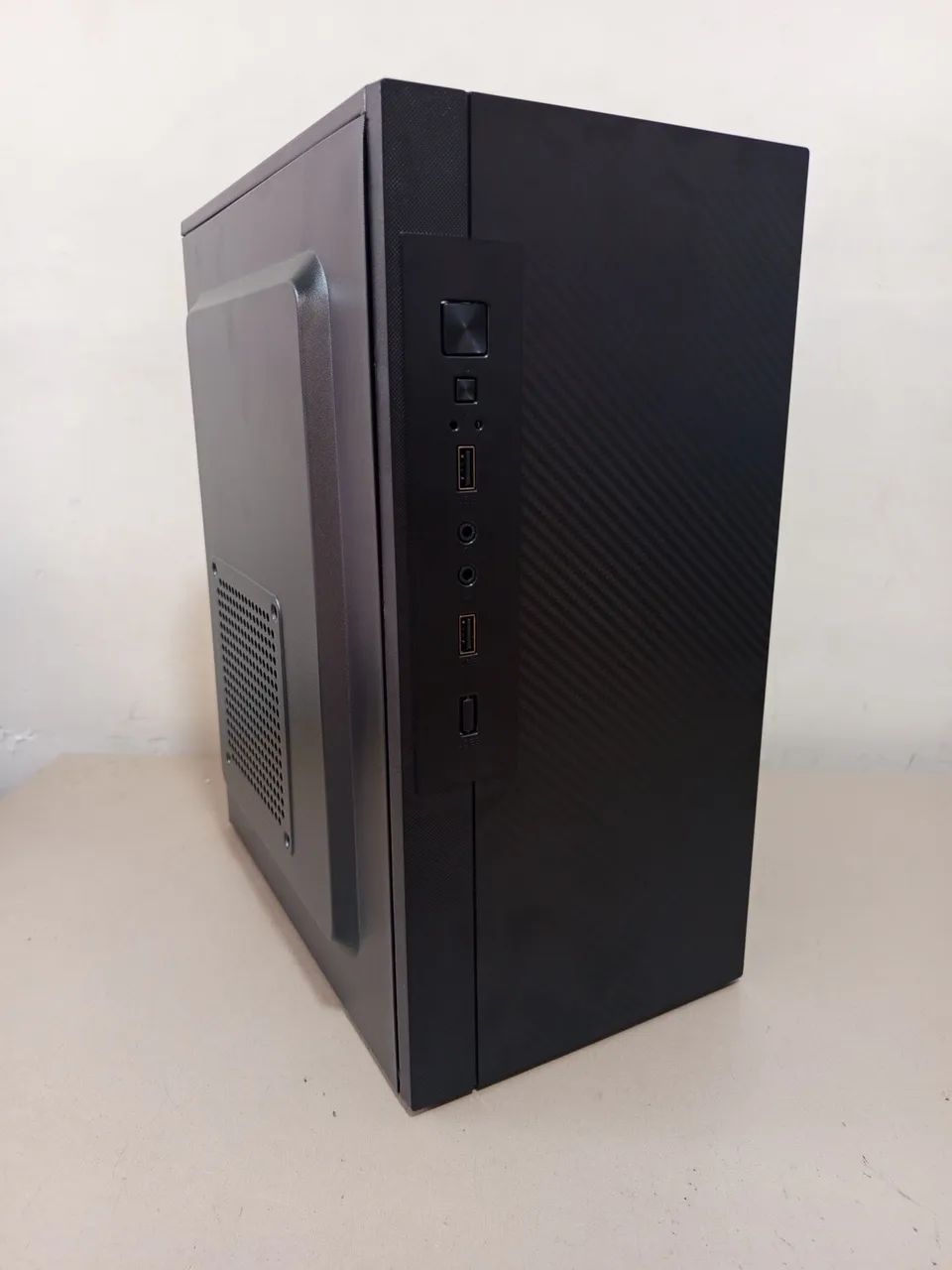 computador core i3-7100 8GB RAM DDR4 SSD 480 top - Computadores e