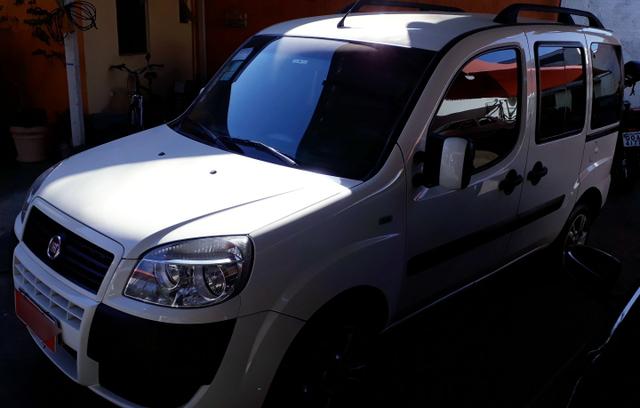 Doblô Essence 1.8 Completo Flex 2017 5 Lugares - Foto 3
