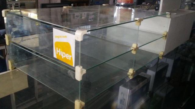 Vitrine expositora de vidro para loja