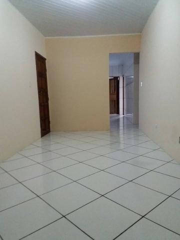 Aluga-se uma casa em Catu, 2 quartos - Próx. Colégio Fundação