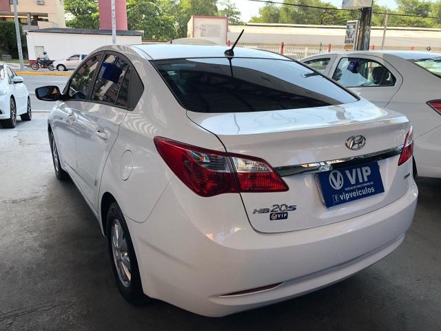 HYUNDAI HB20S 2013/2014 1.0 COMFORT PLUS 12V FLEX 4P MANUAL - Foto 4