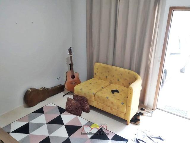 Aluga-se Sobrado Geminado com 02 quartos - Foto 3