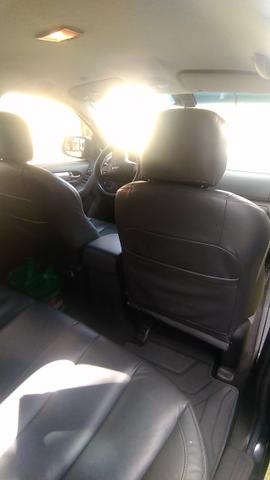 S10 LT 2015 R$80.000.00 a diesel 4x4 2.8 200cv - Foto 2