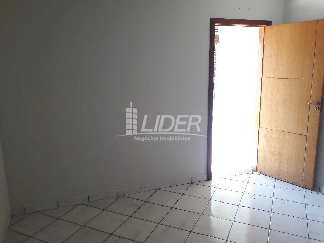 Casa para alugar com 3 dormitórios em Santa mônica, Uberlândia cod:862190 - Foto 3