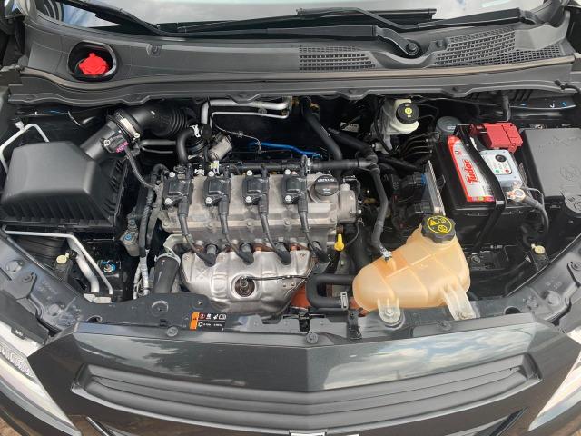 Onix 1.0 Joy 2017 - Apenas 45.000 km - Impecável - Leia texto - Foto 12