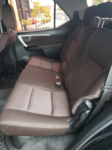 Hilux Sw4 Sr AT 2016/2017 - 79.000KM - 132.900,00 - Foto 9