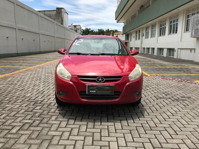 Jac J3 1.5 Sedan - Entrada + 490 por mês - Foto 2