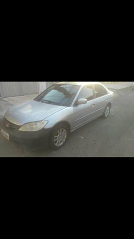Honda Civic tubarão