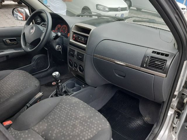 Fiat Palio Week Attrac. 1.4 - Foto 9
