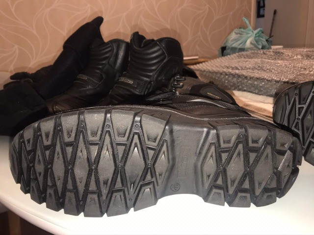 bota invictus amphibiam dry 8