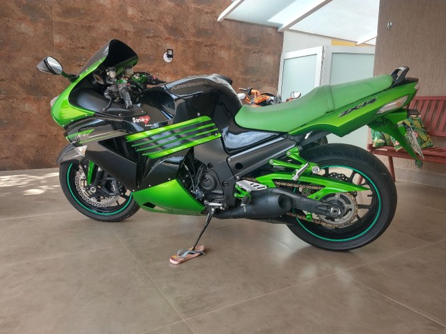 MOTO KWASAKI ZX14R