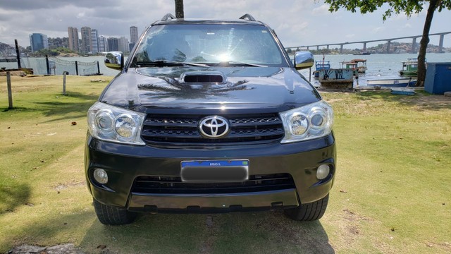 HILUX SW4 SRV 4X4 DIESEL 2009 7 LUGARES PRETO