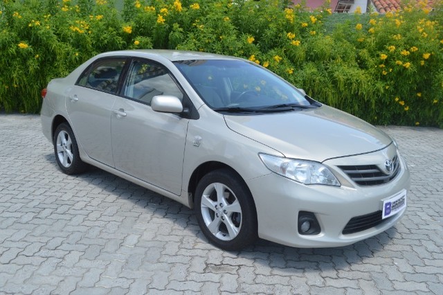 TOYOTA COROLLA GLI 1.8 AT FLEX BEGE