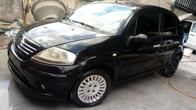Sucata de C3 1.6 2006 flex disponível para retirada de peças