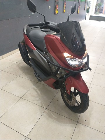 MOTO NMAX